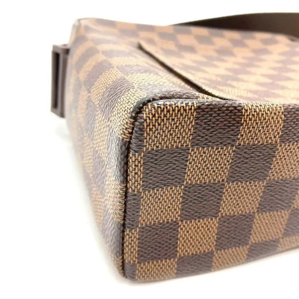 LOUIS VUITTON Brown Damier Canvas Pochette Shoulder Bag